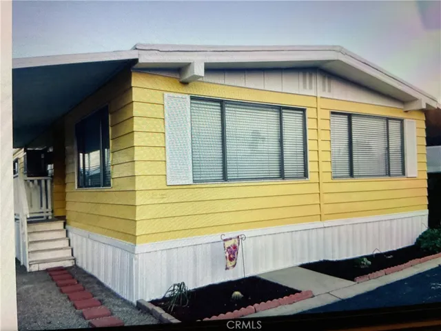 Northwest view of Mobilehome