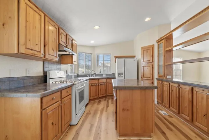 999 Old San Jose, Soquel, California 95073
