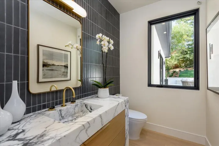 1025 Continental Drive, Menlo Park, California 94025