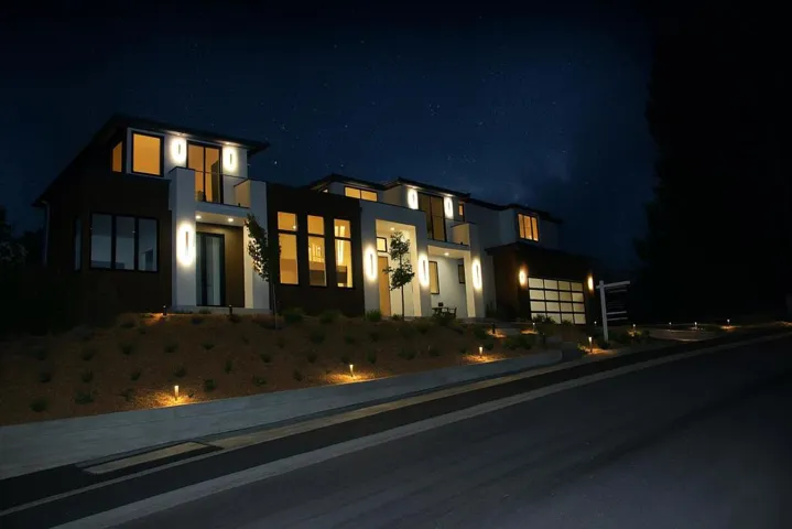 1025 Continental Drive, Menlo Park, California 94025