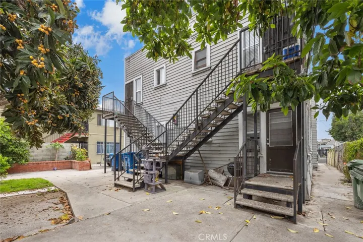 1631 W 11th Place, Los Angeles, California 90015