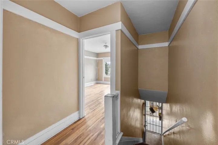 1631 W 11th Place, Los Angeles, California 90015