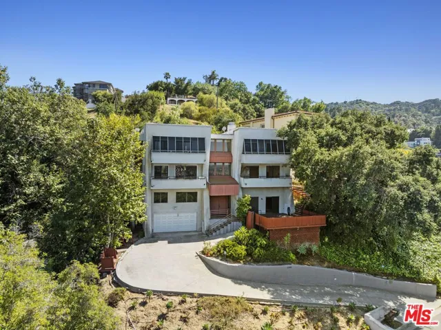 3740 Multiview Drive, Los Angeles, California 90068