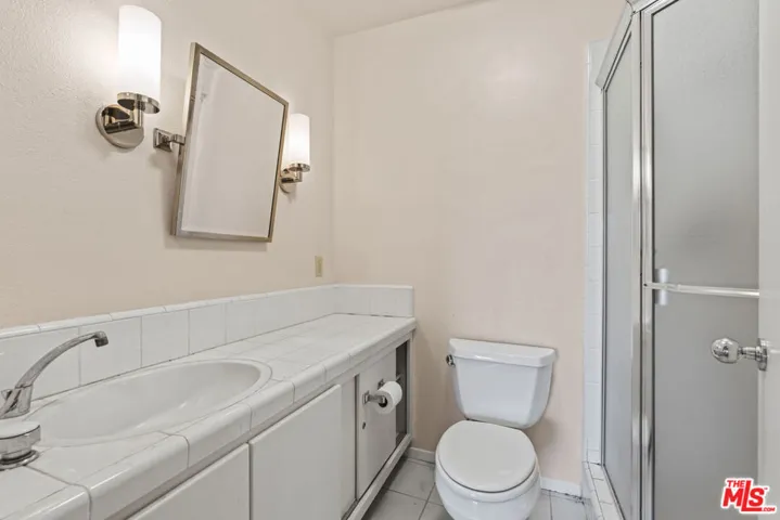 3740 Multiview Drive, Los Angeles, California 90068