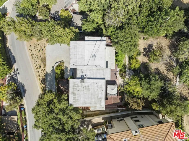 3740 Multiview Drive, Los Angeles, California 90068