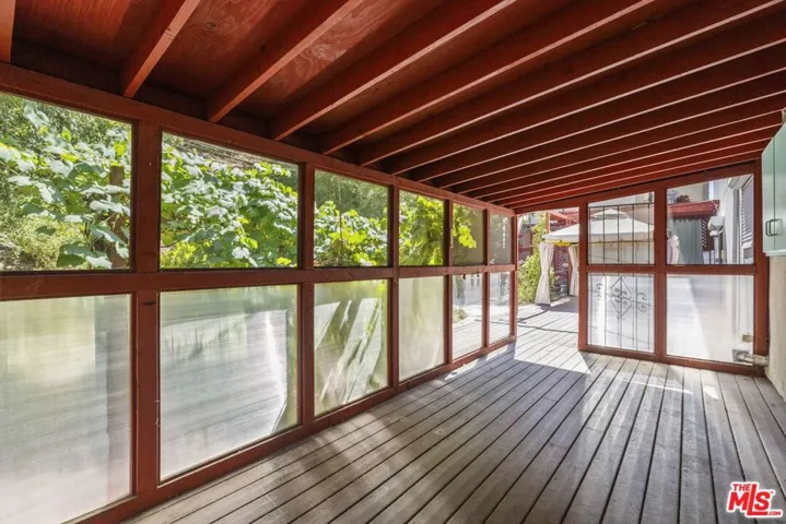 3740 Multiview Drive, Los Angeles, California 90068