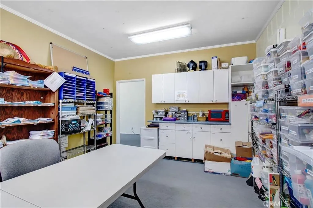 724 Glenoaks Boulevard S, Burbank, California 91502 home-pic-33