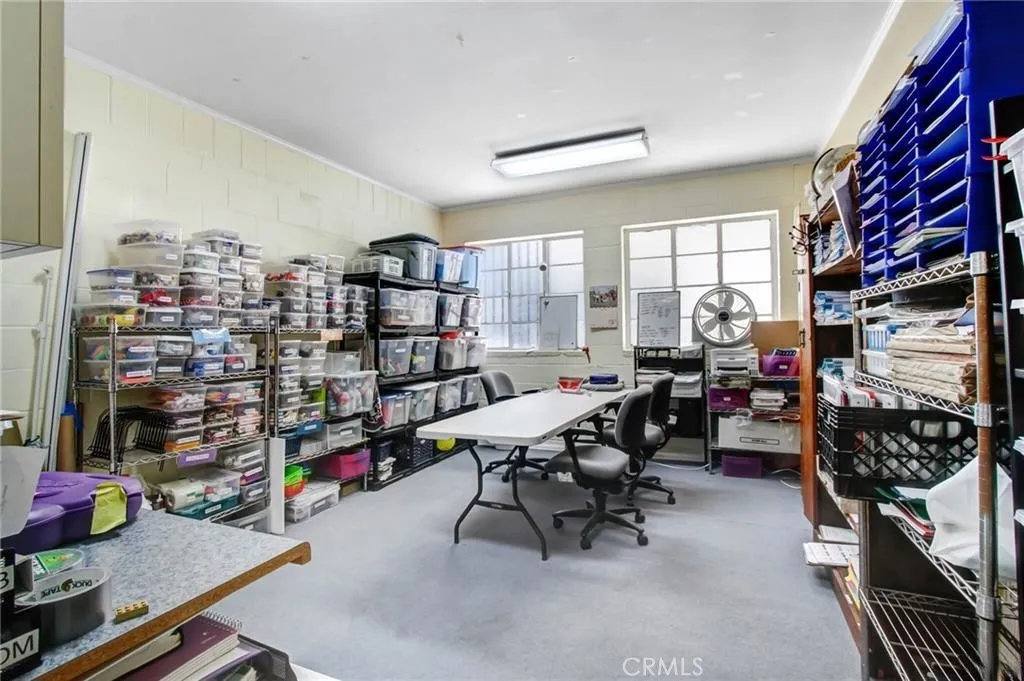 724 Glenoaks Boulevard S, Burbank, California 91502 home-pic-18