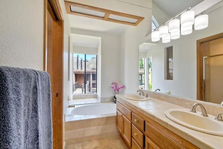 4015 Canario Street E, Carlsbad, California 92008