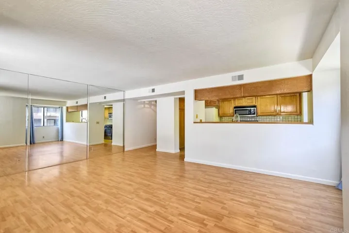 4015 Canario Street E, Carlsbad, California 92008