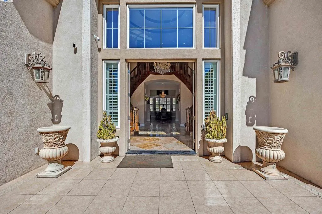 6013 Kingsmill Ter, Dublin, California 94568 home-pic-4