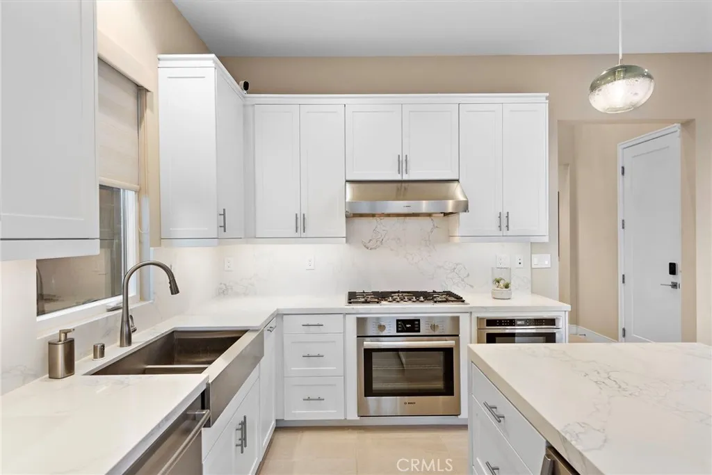 103 Winnett, Irvine, California 92602 home-pic-15