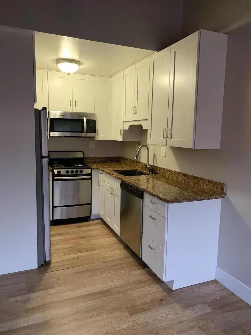 735 N Amphlett Boulevard, San Mateo, California 94401 — photo 5