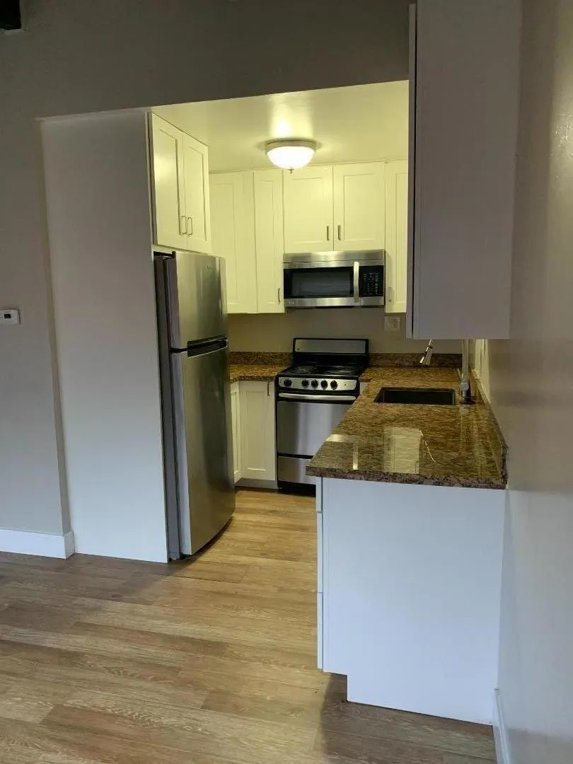 735 N Amphlett Boulevard, San Mateo, California 94401 — photo 4