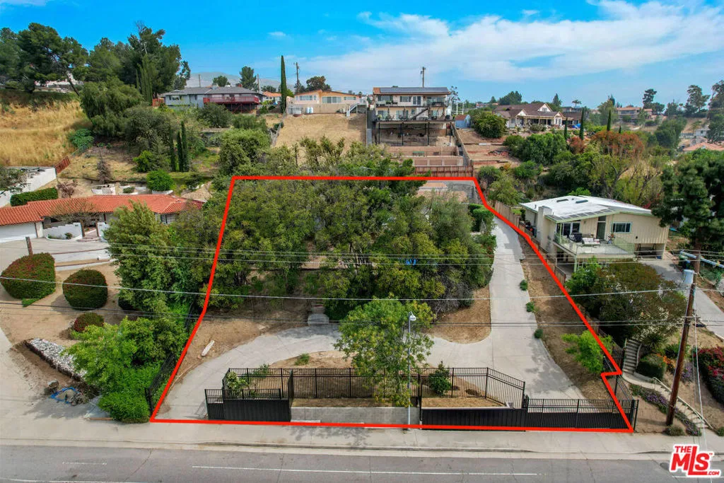17823 Rinaldi Street, Granada Hills, California 91344 home-pic-0