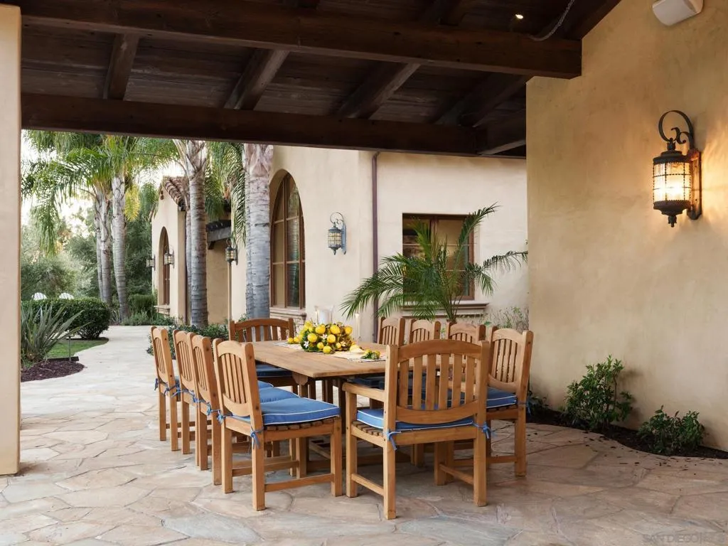 16409 Via De Santa Fe, Rancho Santa Fe, California 92067 home-pic-38