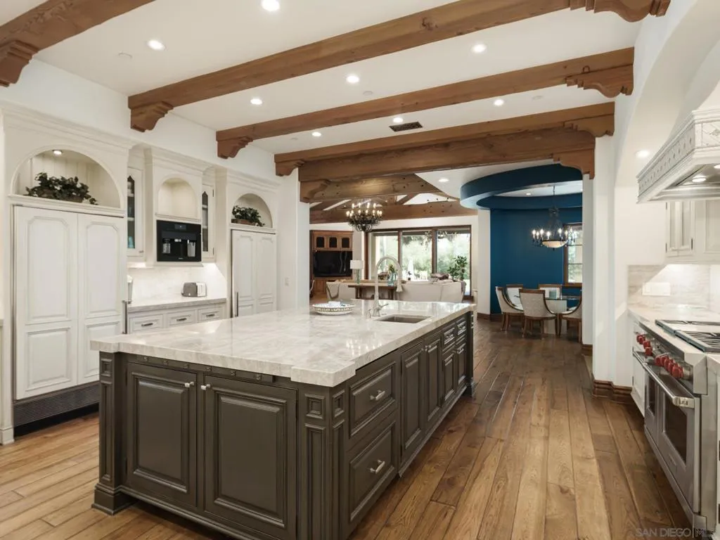 16409 Via De Santa Fe, Rancho Santa Fe, California 92067 home-pic-11