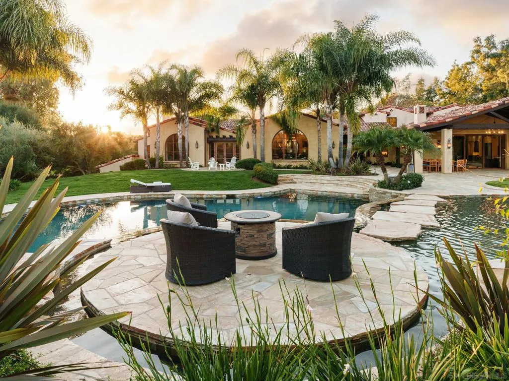 16409 Via De Santa Fe, Rancho Santa Fe, California 92067 home-pic-24