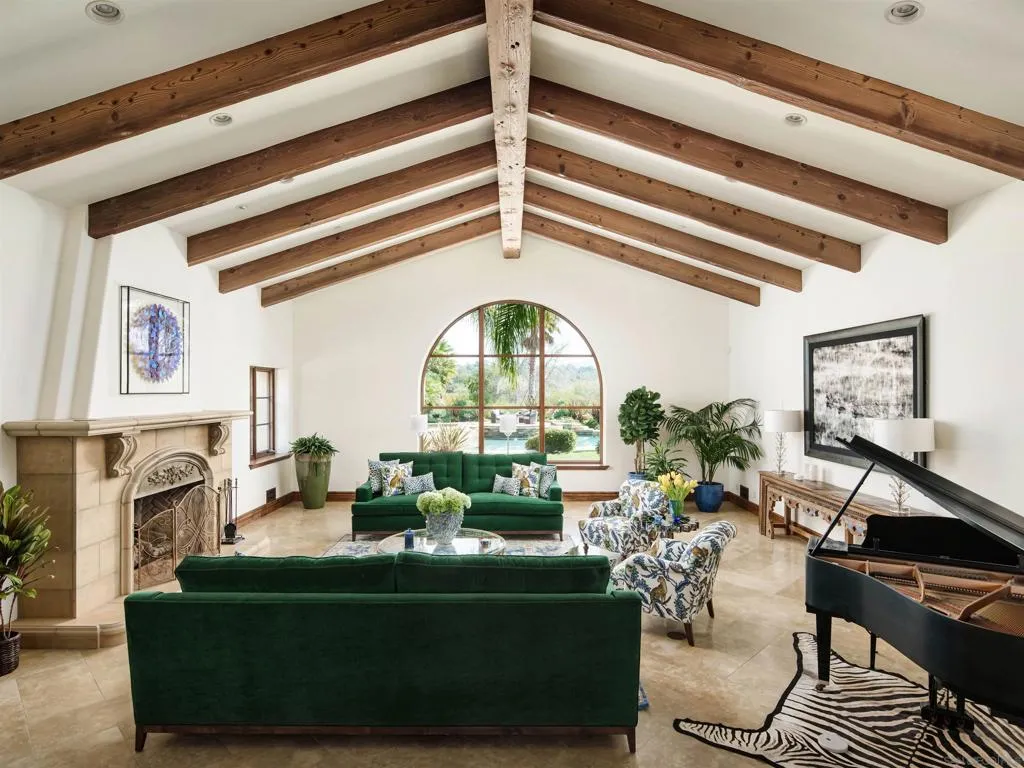 16409 Via De Santa Fe, Rancho Santa Fe, California 92067 home-pic-3