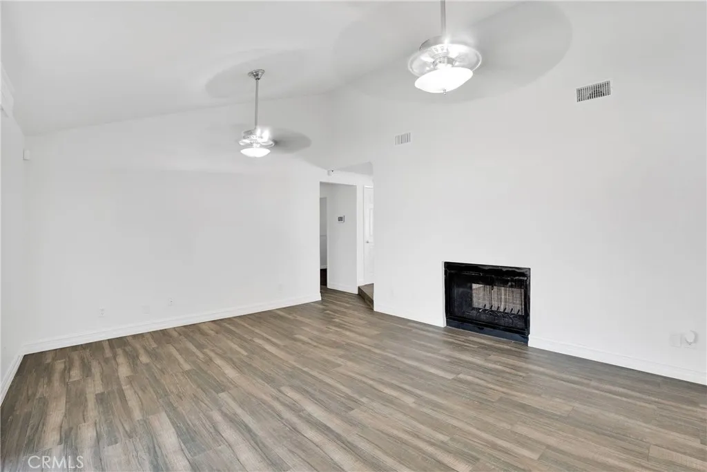 17761 Pine Street, Hesperia, California 92345 home-pic-12