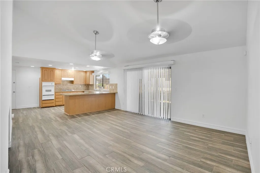17761 Pine Street, Hesperia, California 92345 home-pic-10