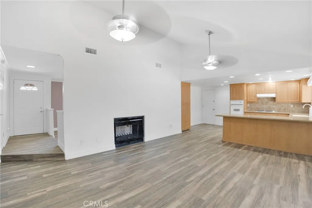 17761 Pine Street, Hesperia, California 92345 home-pic-11
