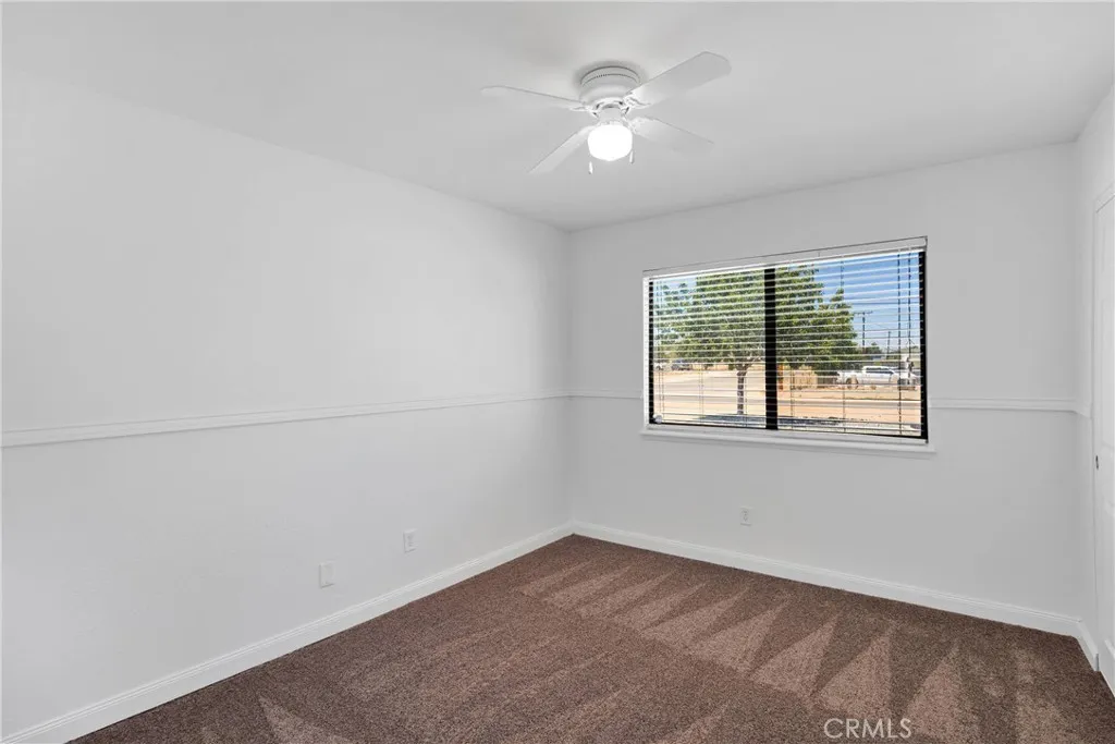 17761 Pine Street, Hesperia, California 92345 home-pic-20