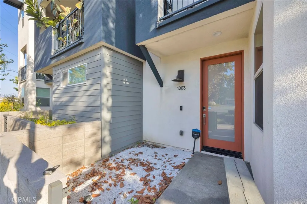 9958 Artesia Boulevard 1003, Bellflower, California 90706, 4 Bedrooms Bedrooms, ,3 BathroomsBathrooms,Residential Lease,For Rent,Artesia,PW25157664