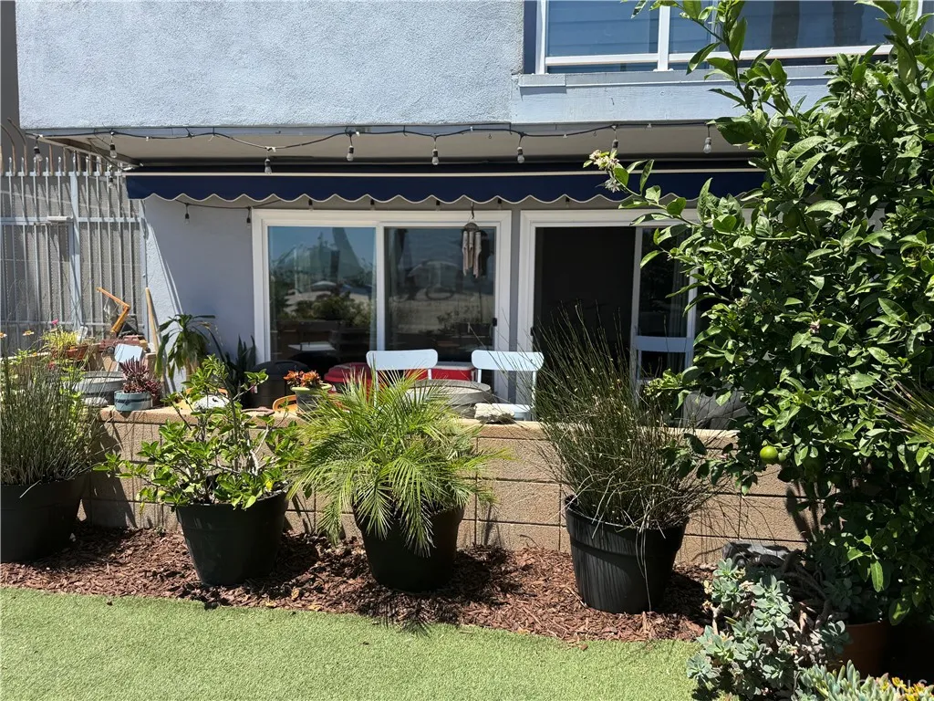 1200 E Ocean Boulevard 13, Long Beach, California 90802, 2 Bedrooms Bedrooms, ,2 BathroomsBathrooms,Residential Lease,For Rent,Ocean,TR25157680