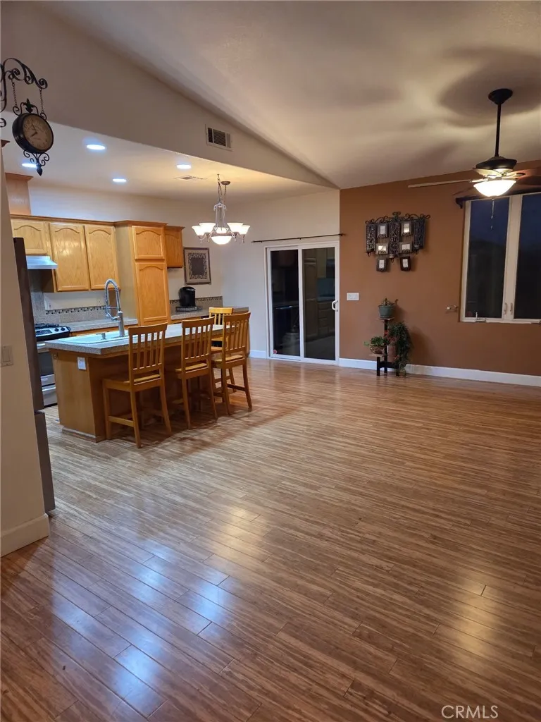 7871 Virtue Vista, Jurupa Valley, California 92509 home-pic-4