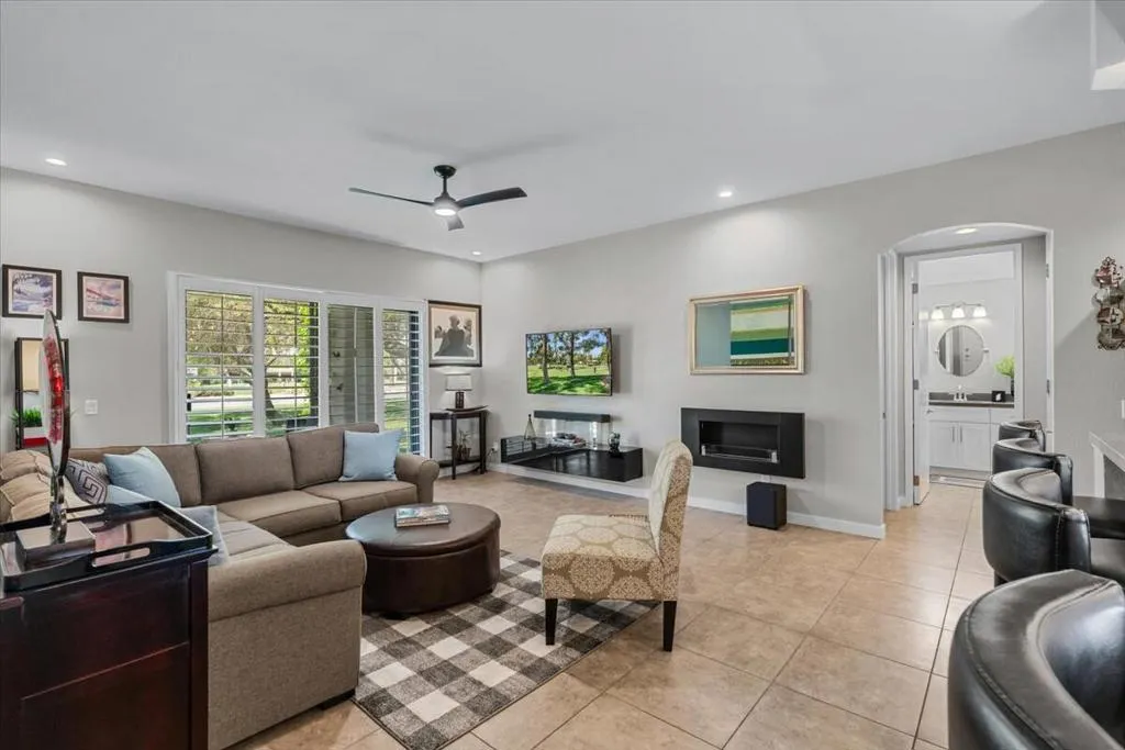 67527 N Portales Drive, Cathedral City, California 92234 home-pic-7