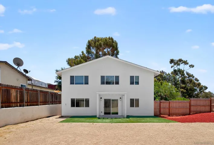 2811 C Avenue, National City, California 91950