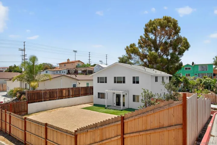 2811 C Avenue, National City, California 91950