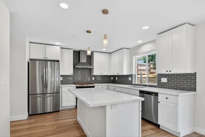 2811 C Avenue, National City, California 91950