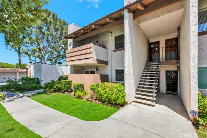 17574 Vandenberg Lane 1, Tustin, California 92780
