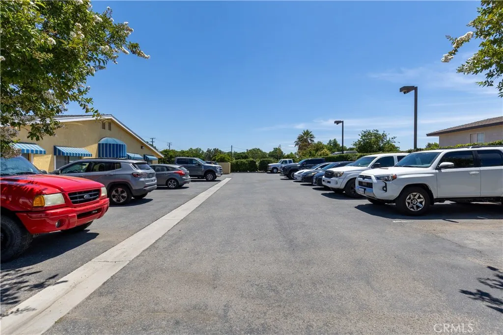 9240 Limonite Avenue, Jurupa Valley, California 92509 home-pic-20