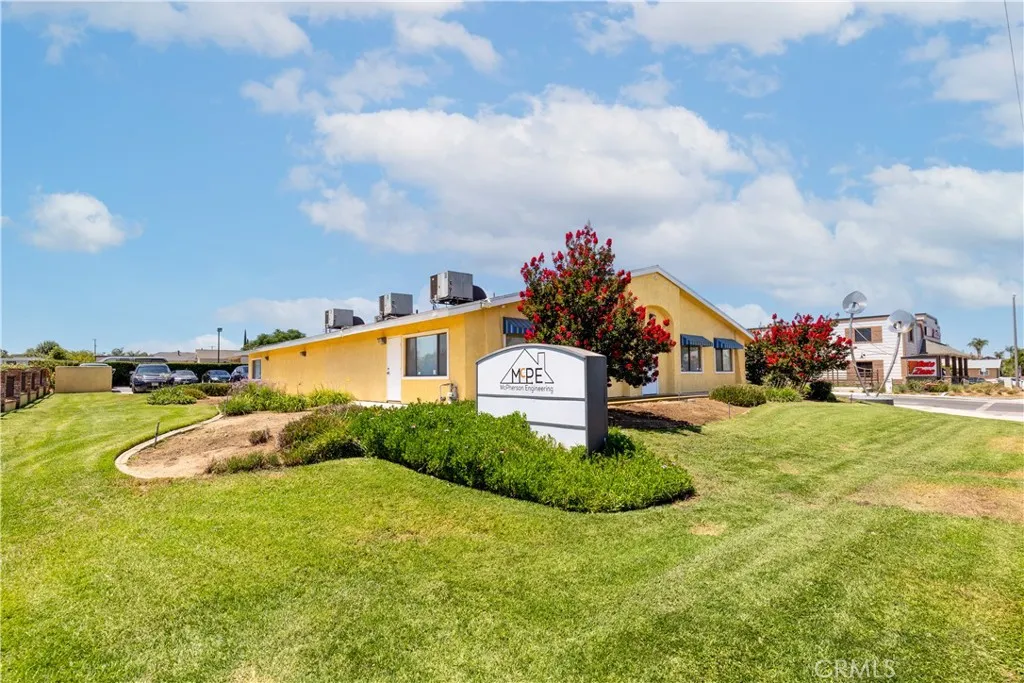9240 Limonite Avenue, Jurupa Valley, California 92509 home-pic-1