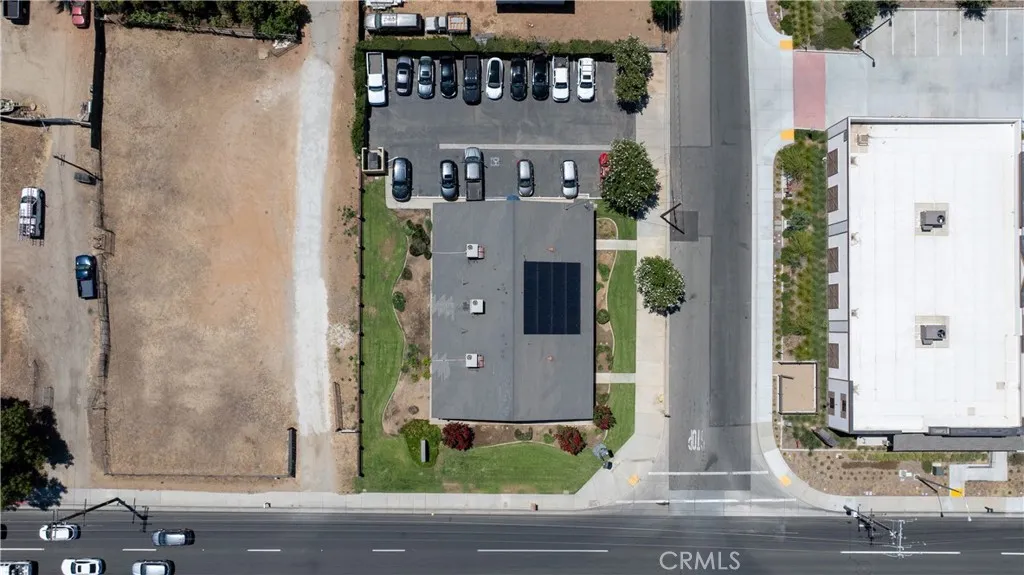 9240 Limonite Avenue, Jurupa Valley, California 92509 home-pic-25