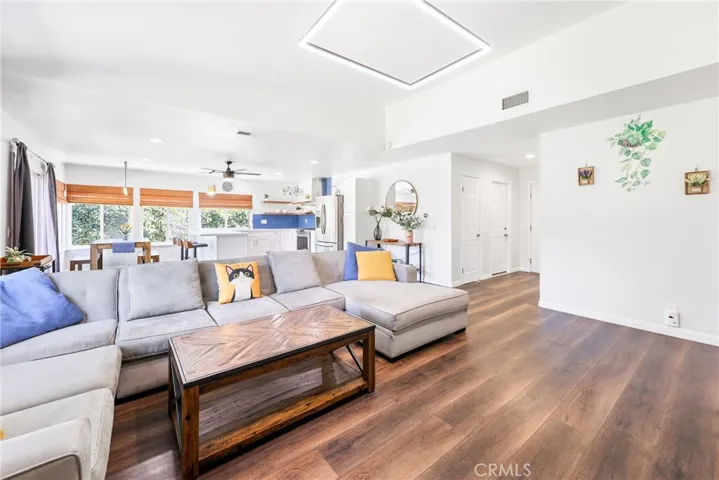 4586 Avenida De Las Flores, Yorba Linda, California 92886