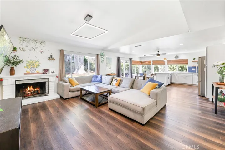 4586 Avenida De Las Flores, Yorba Linda, California 92886