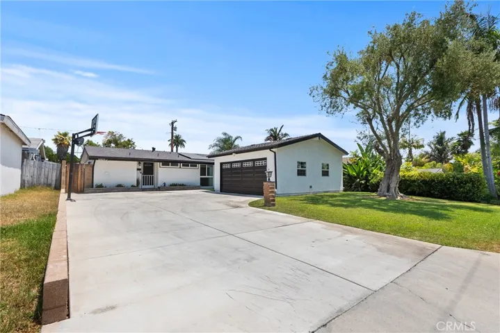 10824 Groveside Avenue, Whittier, California 90603
