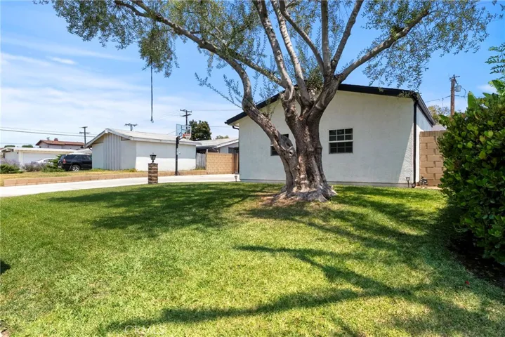 10824 Groveside Avenue, Whittier, California 90603
