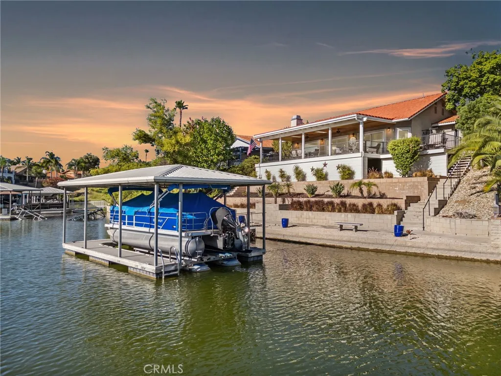 30201 Spray Drive, Canyon Lake, California 92587 home-pic-55