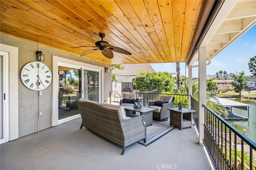 30201 Spray Drive, Canyon Lake, California 92587 home-pic-32