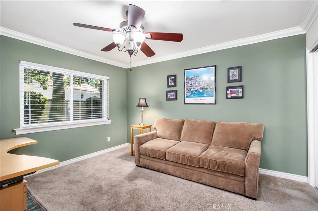 30201 Spray Drive, Canyon Lake, California 92587 home-pic-12