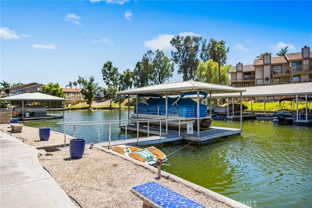 30201 Spray Drive, Canyon Lake, California 92587 home-pic-45