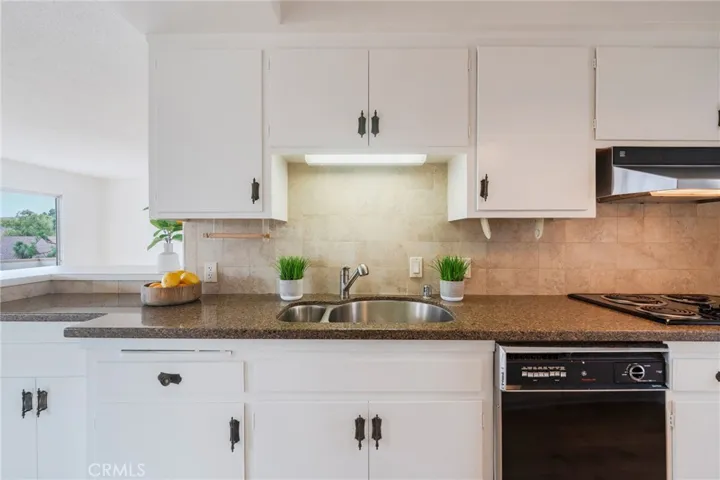 5630 Ravenspur Drive 209, Rancho Palos Verdes, California 90275