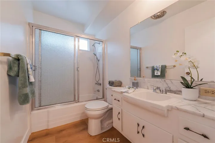 Bathroom #2