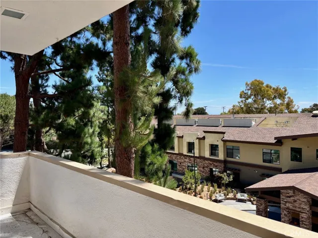 nice tree top views from the patio off the living area