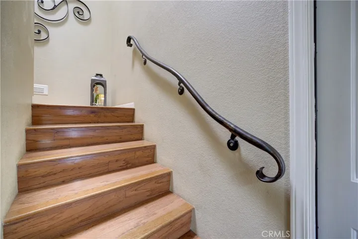 375 N 6th Street, Grover Beach, California 93433